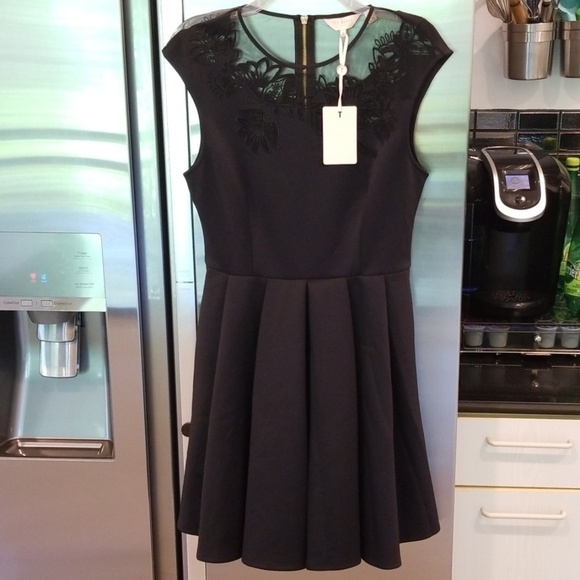 💕TED BAKER💕 Black Embroidered Mesh Skater Dress - Picture 7 of 8